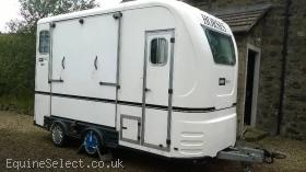 Equitrek-Show-Treka-2008-M-Horse-trailer