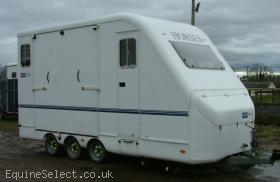 Equi-Trek-Horse-Trailer-4-Star-Treka